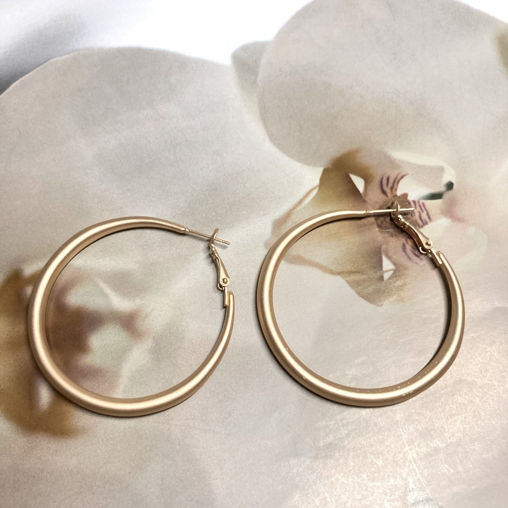 Matte Gold Gold Tone Earrings - Picture 2 of 5